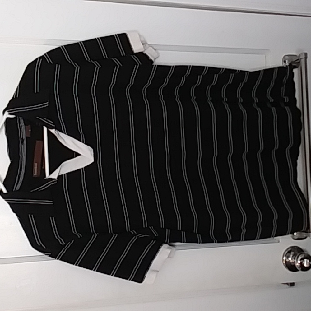 Mens large Perry Ellis v-neck polo